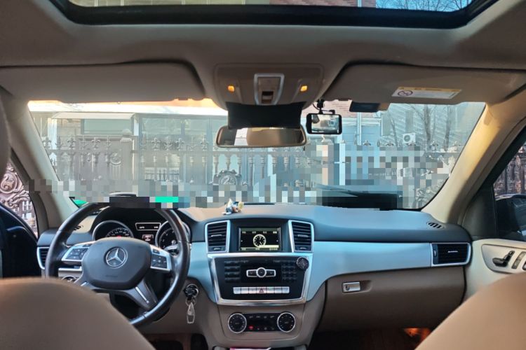 Used Mercedes-Benz M-Class 2015 ML 320 4MATIC
