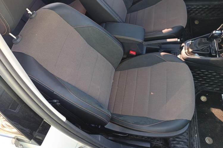 Used Volkswagen C-TREK 2020 1.5L Automatic Comfort Model