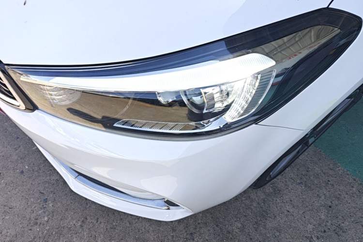 Used Kia K3 2017 1.6L Automatic 15th Anniversary Special Edition GLS
