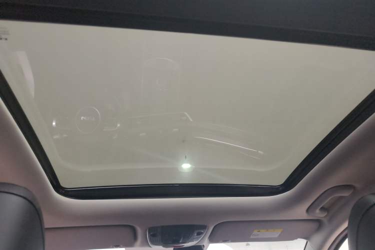 Used Kia Sportage (Chinese Domestic Model) 2023 2.0T Two-Wheel-Drive Prestige Edition
