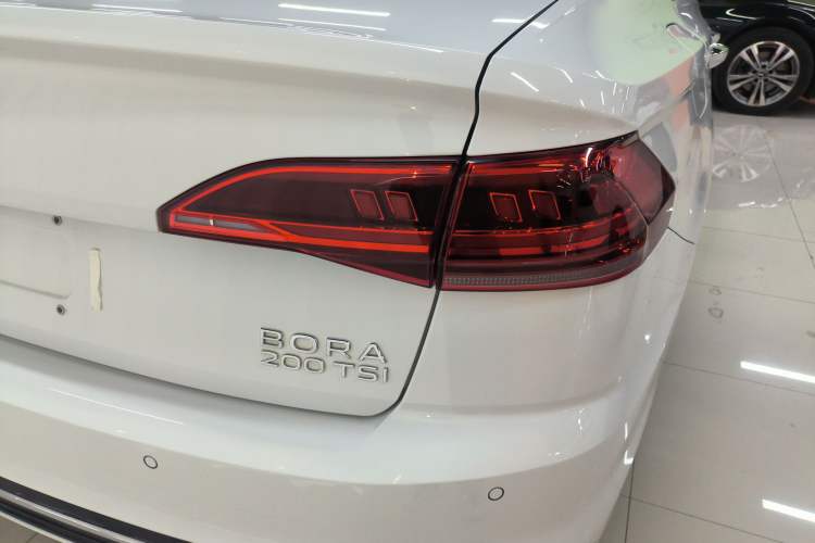 Used Volkswagen Bora 2023 200TSI DSG Smart Drive Version
