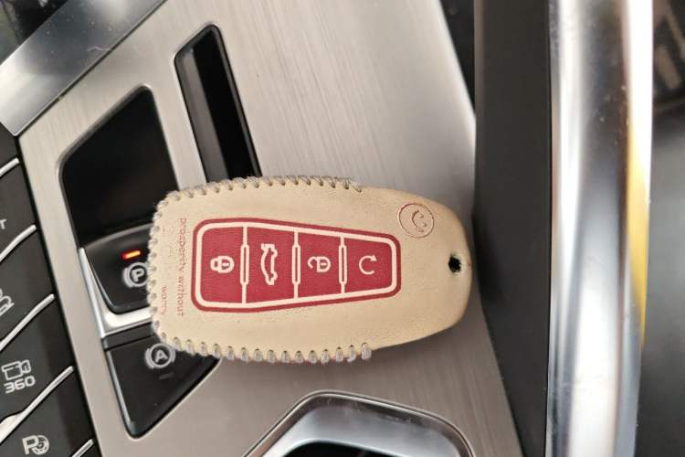 Used Geely Auto Coolray 2019 Sport Model 260T DCT Battle China V Standard