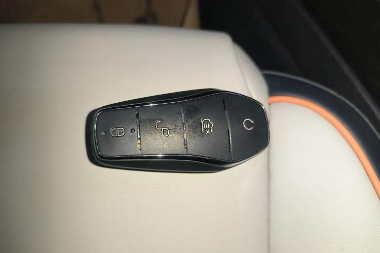 Used BYD Song PLUS New Energy 2023 Champion Edition EV 520KM Prestige Model
