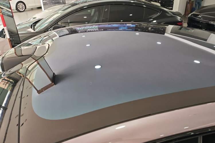 Used Xiaomi Auto SU7 2024 Four-Wheel Drive Ultra-Long Range Advanced Intelligent Driving Max Edition
