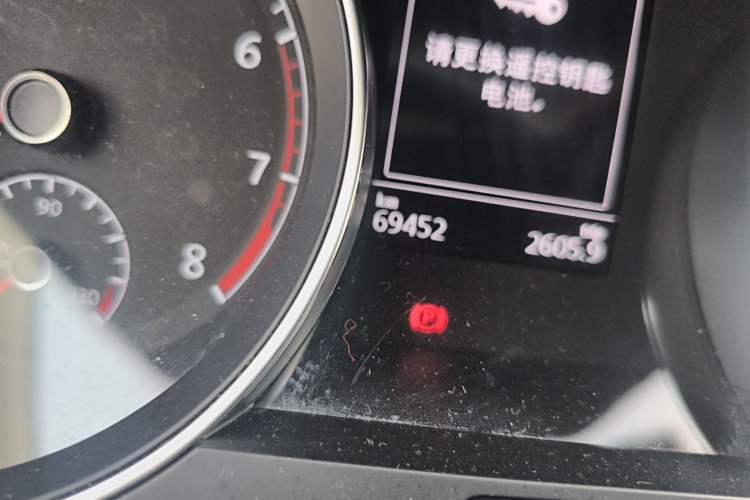 Used Volkswagen Golf 2018 230TSI Automatic Comfort Model Odometer Close Up