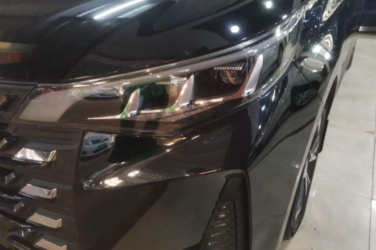 Used GAC Trumpchi M6 2021 PRO 270T Automatic Luxury Edition
