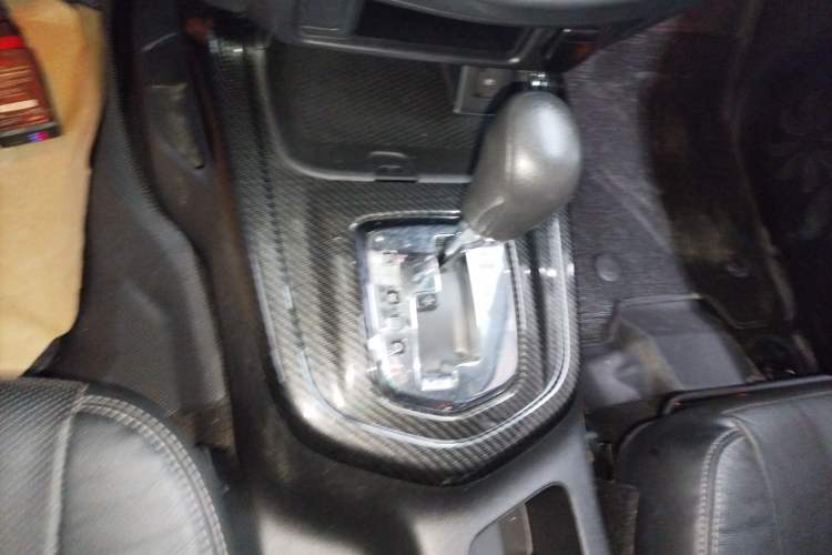 Used Nissan Terra 2020 2.5L XL Upper Automatic Two-Wheel Drive Luxury Edition