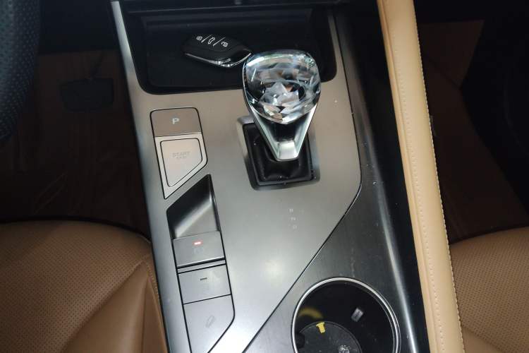 Used Roewe RX5 New Energy 2023 eRX5 Super Hybrid Prestige Edition
