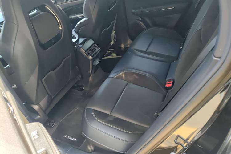 Used Lynk & Co 01 EM-P 2021 1.5TD PHEV Halo Interior 4