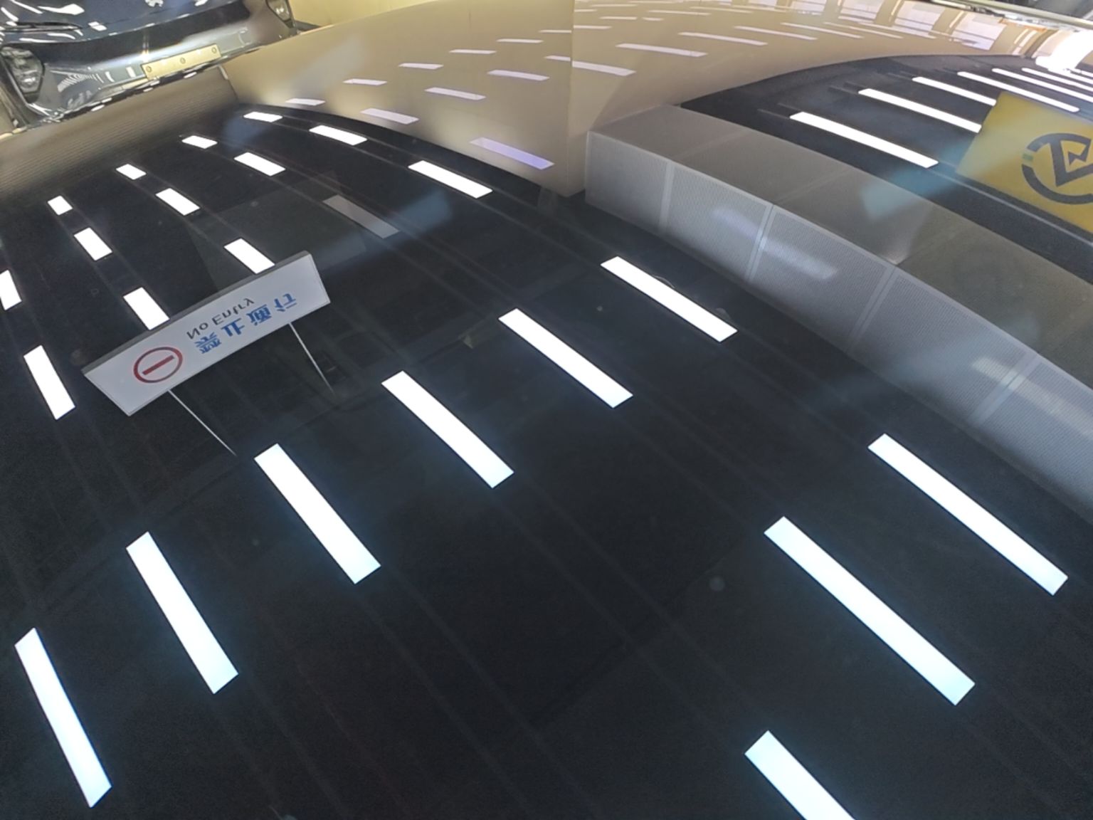 Xiaomi Auto SU7 2024 Rear-Drive Long-Range Intelligent Driving Version — снимка 7