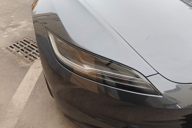 Used Tesla Model 3 2023 Long-Range All-Wheel-Drive Version
