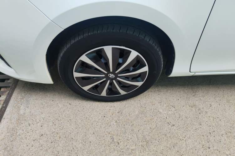 Used Toyota YARiS L Zhi Xuan 2015 1.5E Automatic Charm Edition Left Front Wheel Hub