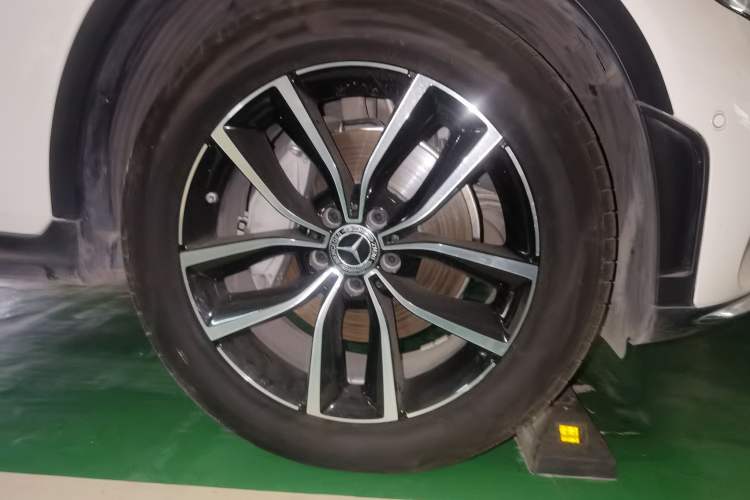 Used Mercedes-Benz GLC 2020 GLC 300 L 4MATIC Dynamic Edition
