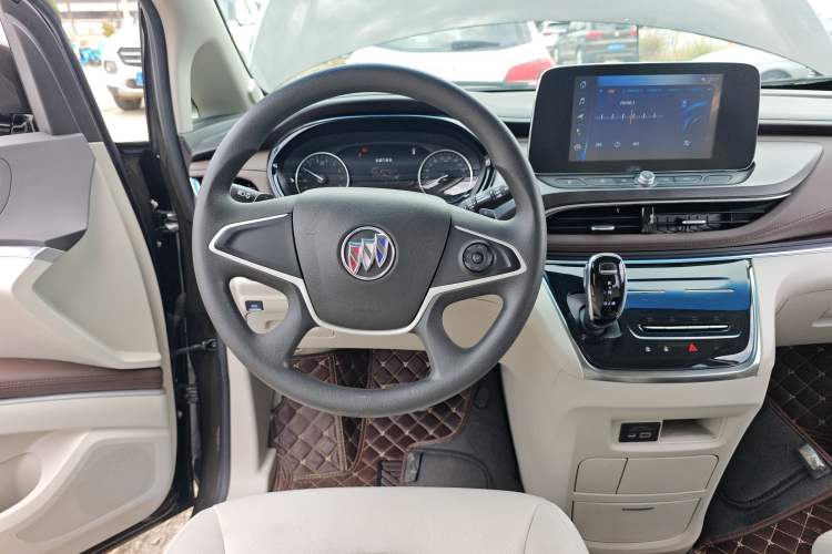 Used Buick GL8 2021 Land Cruiser Executive Class 652T Comfort Model