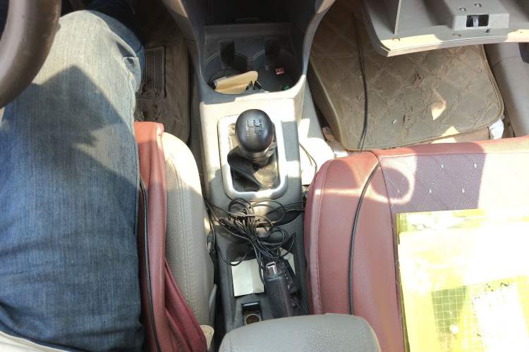 Used Suzuki Liana 2012 Sedan 1.4 VVT Manual Luxury Model
