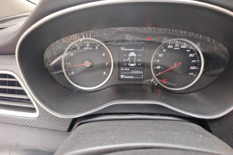 Used Baojun 730 2019 1.5L Manual Fashion Model 7-seater China VI Instrument Cluster