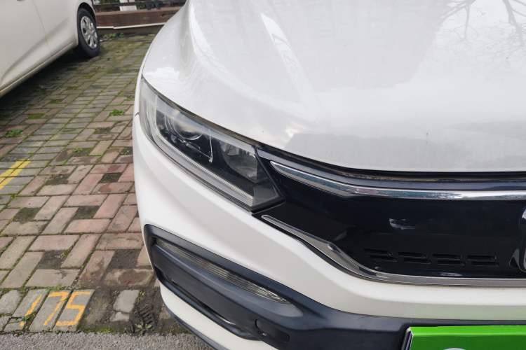 Used Honda XR-V 2015 1.8L EXi Manual Comfort Edition
