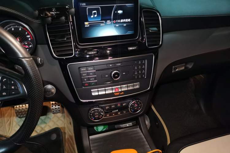 Used Mercedes-Benz GLE Coupe 2015 GLE 450 AMG 4MATIC Coupe SUV Audio And AC Panel