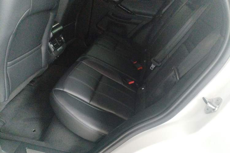 Used Land Rover Range Evoque 2020 249 PS R-DYNAMIC SE Sport Technology Edition
