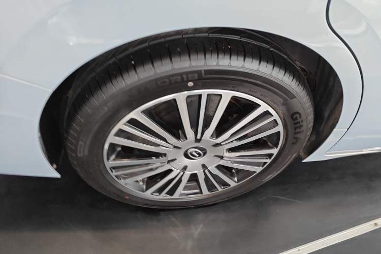 Used GAC Trumpchi E8 New Energy 2024 150km MAX+ Exterior 8