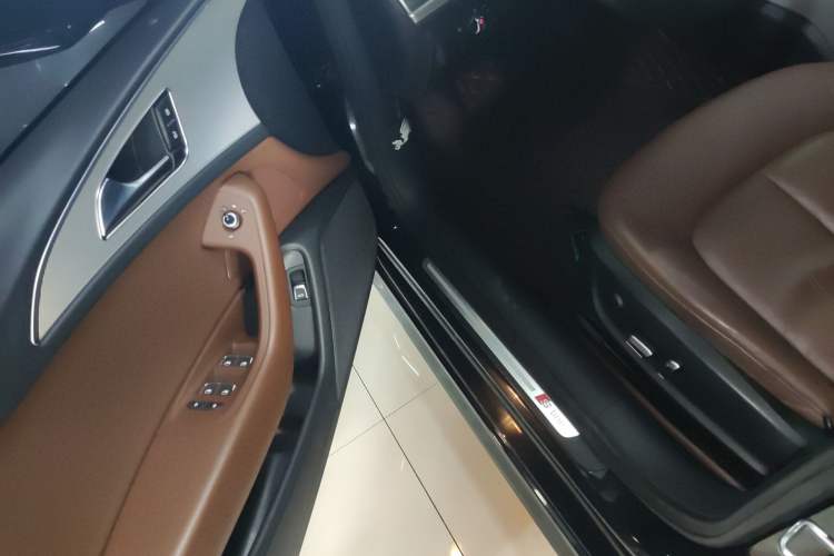 Used Audi A6L 2018 30th Anniversary Edition 35 TFSI Fashion Model