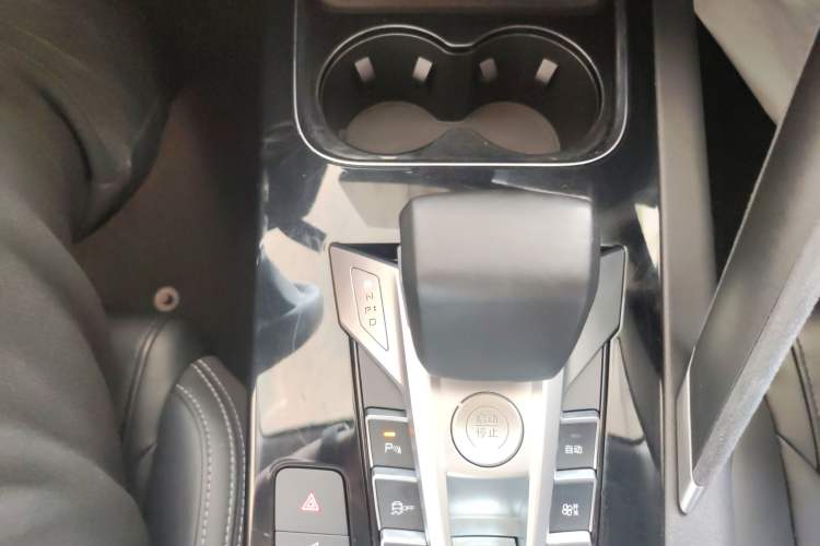 Used BYD Song Pro New Energy 2019 DM 1.5T Four-Wheel Drive Performance Edition Deluxe Model Gear Lever