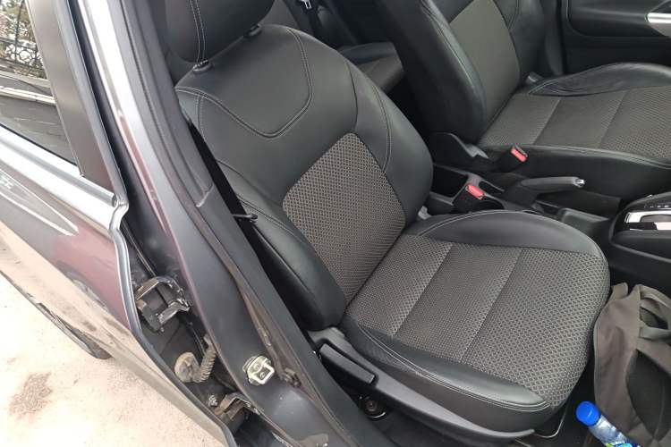 Used Nissan Kicks 2017 1.5L CVT Smart Drive Edition
