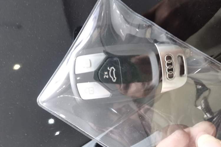 Used Audi Q5L 2020 Revised 40 TFSI Prestige Edition Vehicle Key