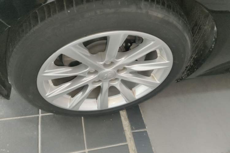 Used Cadillac CT5 2020 28T Fashion Edition Left Front Wheel Hub