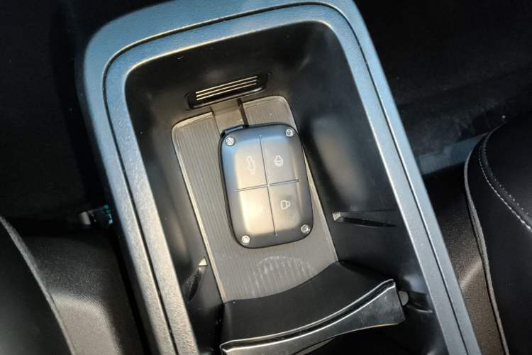 Used iCAR V23 2025 401 Two-Wheel Drive Intelligent Driving Version