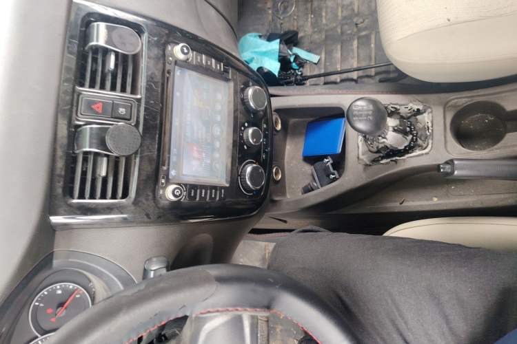 Used Wuling Rongguang V 2016 1.5L Standard Version