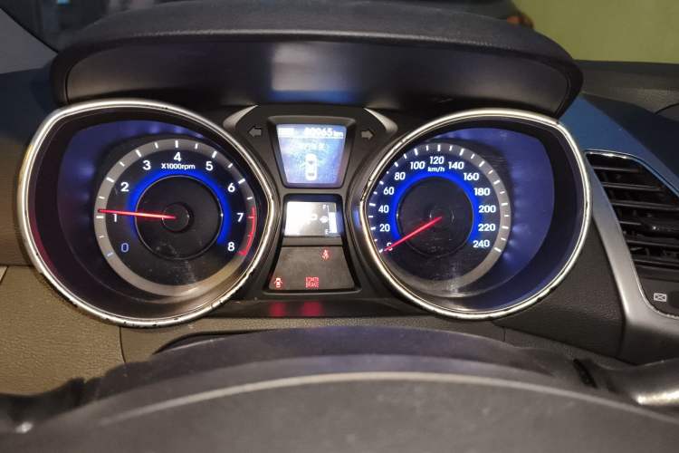 Used Hyundai Elantra (5th Generation / Langdong) 2012 1.6L Automatic Prestige Model