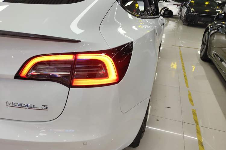 Used Tesla Model 3 2022 Performance High-Performance All-Wheel-Drive Version