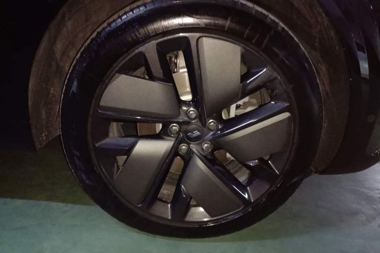 Used Li Auto L6 2025 Pro Smart Refresh Edition
