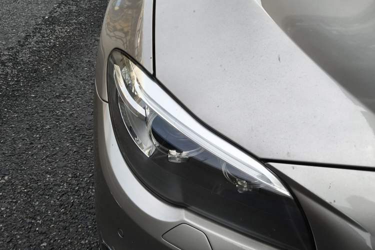 Used BMW 5 Series 2014 525Li Leading Model
