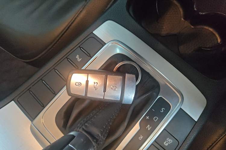 Used Volkswagen Magotan 2016 1.8TSI Smart Comfort Model
