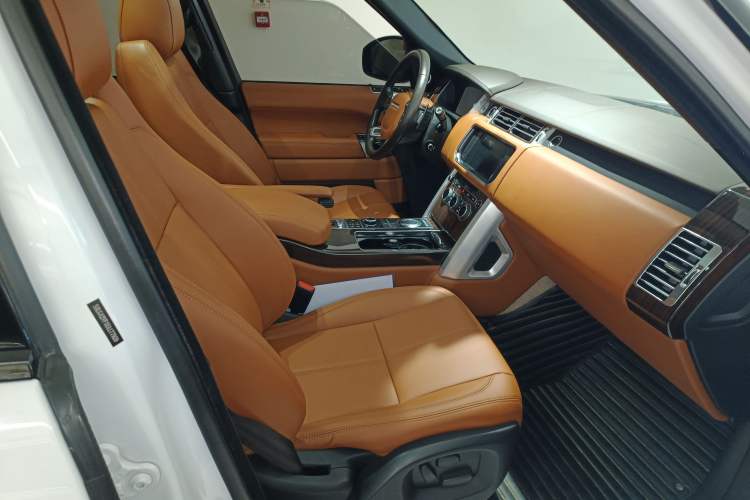 Used Land Rover Range Vogue 2015 3.0 V6 U.S.-Spec Executive Edition