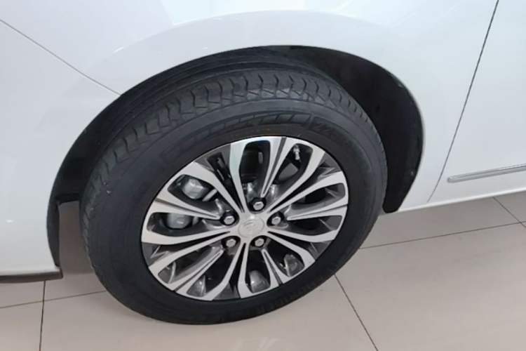 Used Buick GL8 2022 Land Business Class 652T Luxury Model