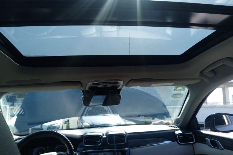 Used Lynk & Co 02 2018 1.5T DCT Two-Wheel Drive Zhaopu Version China V Standard
