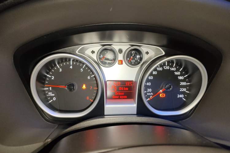 Used Ford Focus 2013 Sedan Classic 1.8L Automatic Fashion Edition
