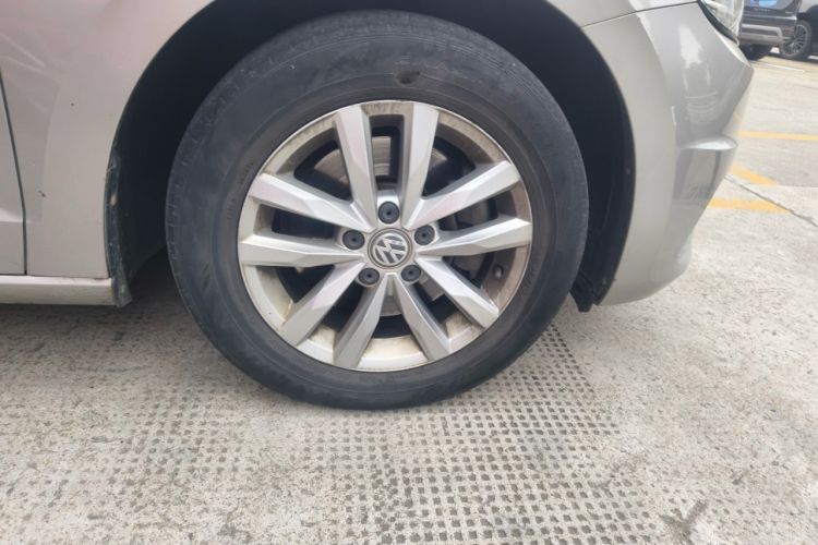 Used Volkswagen Touran 2016 Volkswagen Touran L 280TSI Manual Comfort Edition
