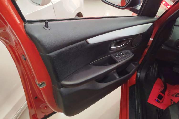 Used BMW 2 Series Active Tourer 2016 218i Fashion Model
