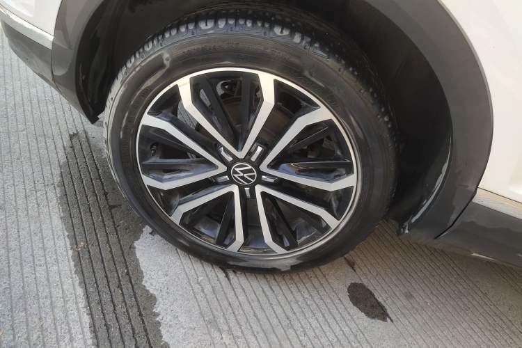 Used Volkswagen T-ROC 2022 280TSI DSG Two-Wheel Drive Elite PLUS
