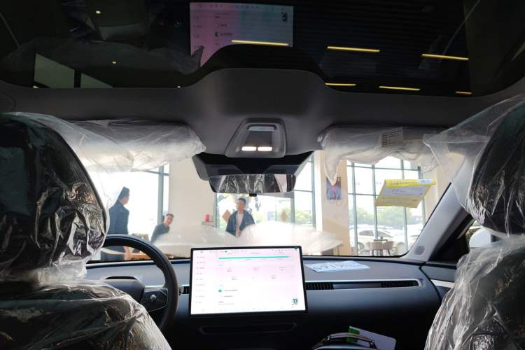 Used XPeng MONA M03 2025 515 Long-Range Plus Headliner