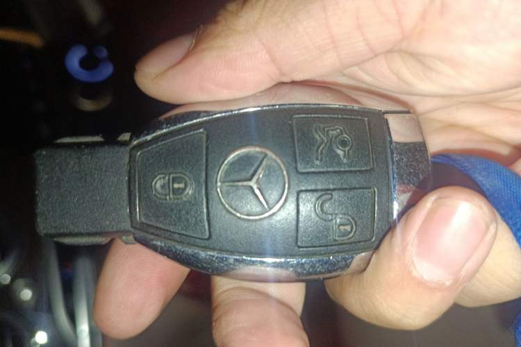 Used Mercedes-Benz S-Class 2014 S 320 L Business Model Vehicle Key