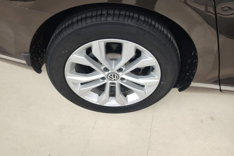 Used Volkswagen Magotan 2017 380TSI DSG Luxury Model
