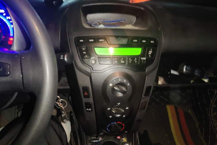 Used BYD F0 2011 Shangku Edition 1.0L XuanKu Model