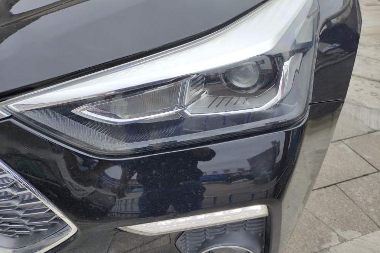 Used Haval H6 Coupe 2018 Red-Label 1.5T Automatic Two-Wheel Drive Luxury Model
