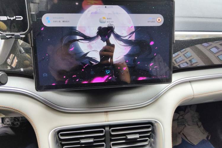 Used BYD Song PLUS New Energy 2023 Champion Edition EV 520KM Prestige Model Audio And AC Panel