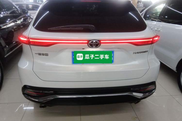 Used Toyota Harrier 2022 2.0L CVT Two-Wheel Drive Deluxe Edition